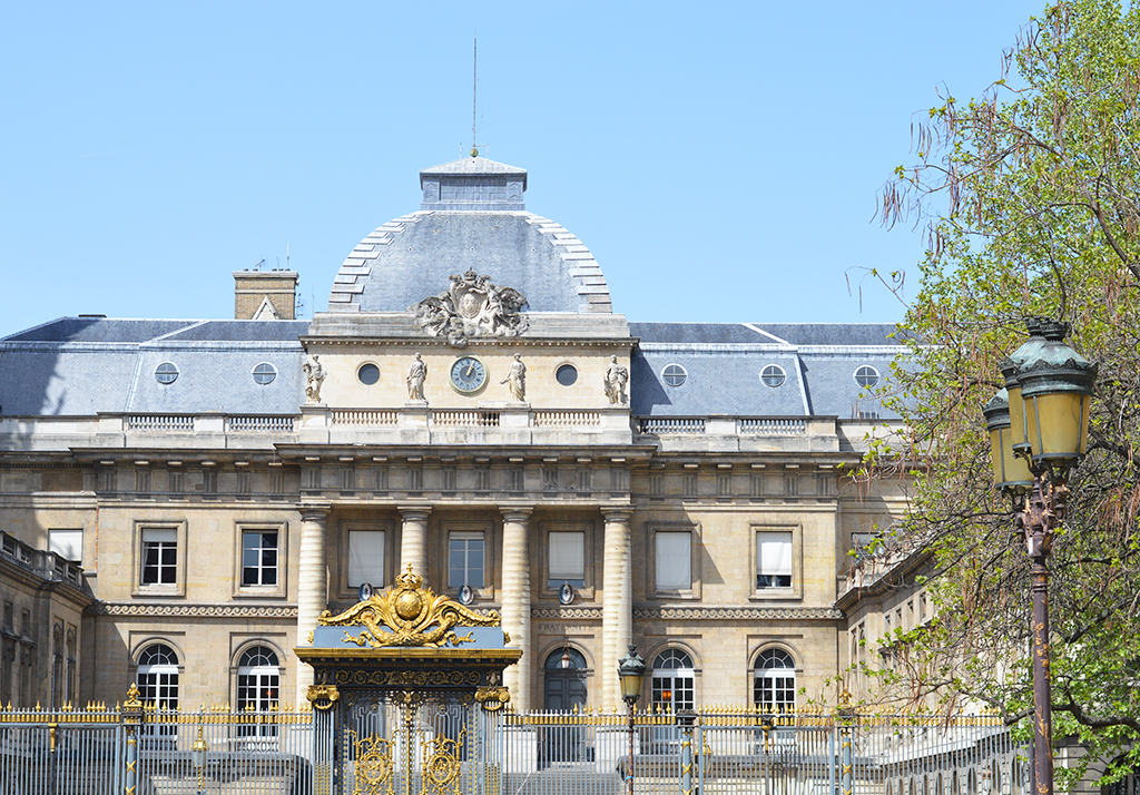 Allons flâner sur l'Île de la Cité, le Palais de justice de Paris