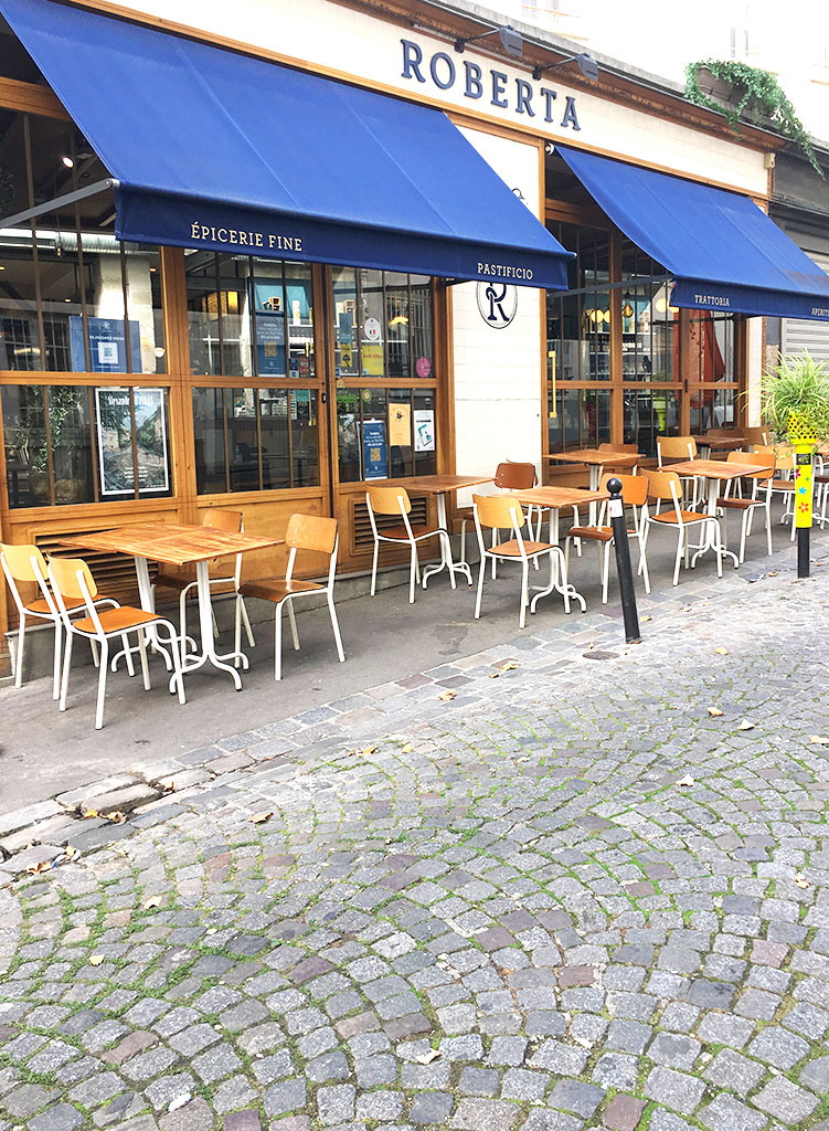 terrasse de restaurants à Montmartre, Roberta