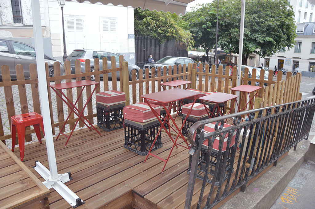 terrasse de restaurants à Montmartre, Café Tabac