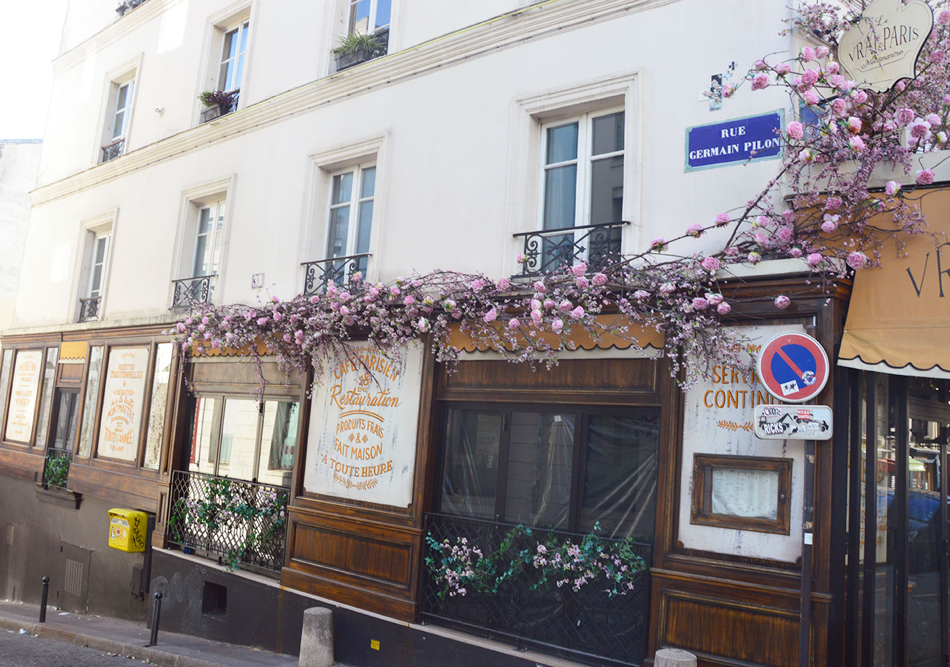 Vrai Paris, terrasses de restaurants à Montmartre